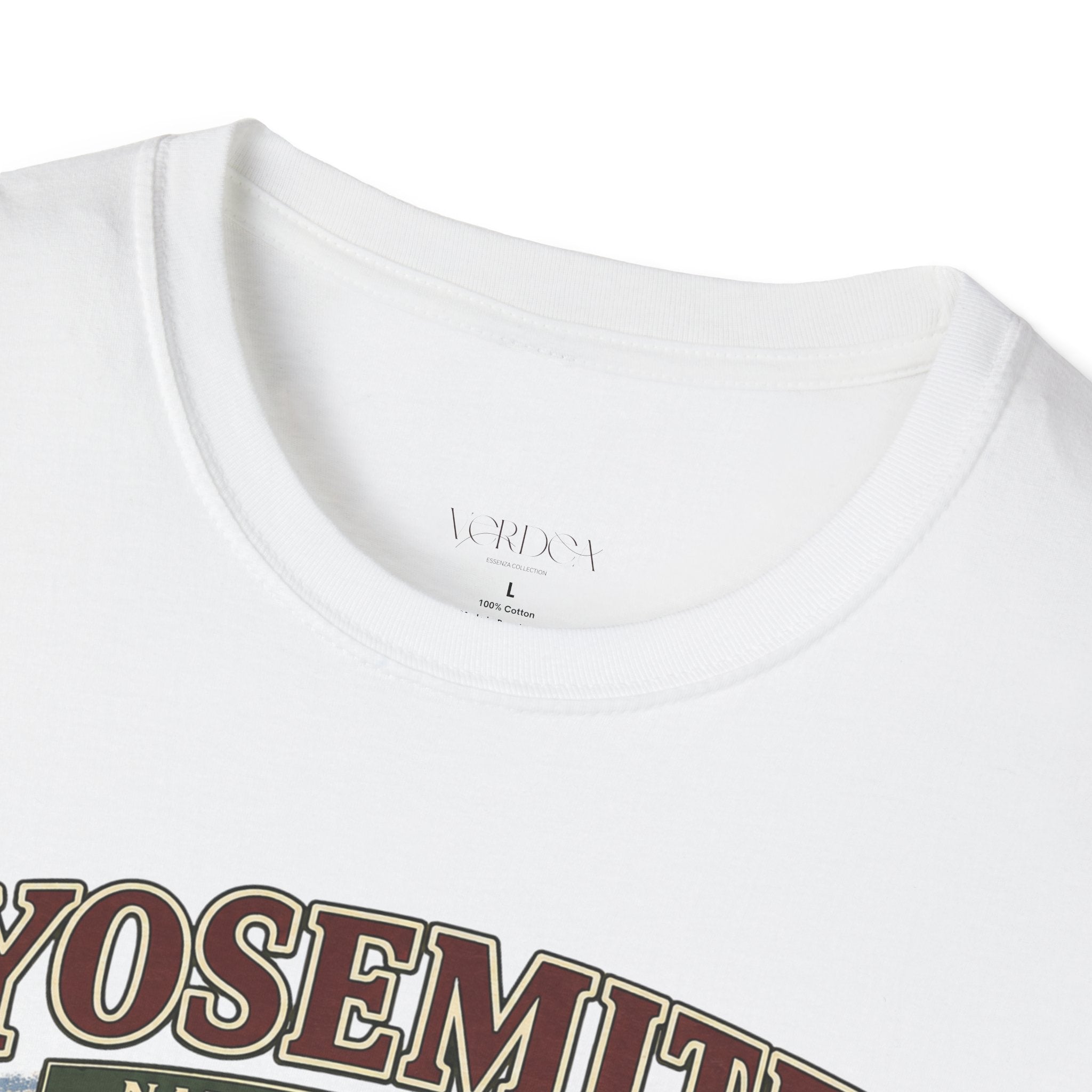 Unisex Yosemite California T-Shirt